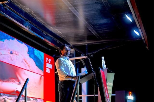 乐鱼-大卫深情演说告慰达喀尔创始人萨宾